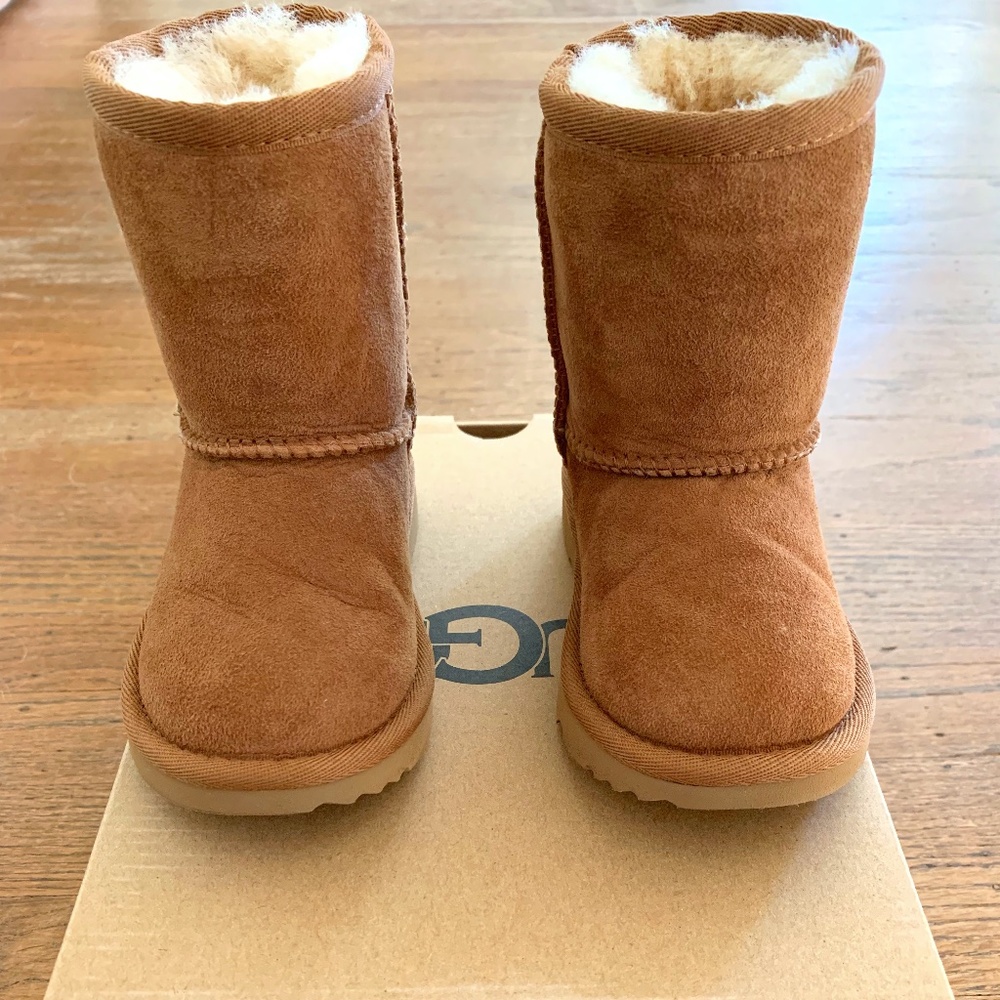UGG Kids Classic Boot